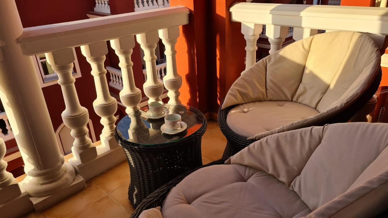 El Apartamento De Amy Con Vistas Al Mar Mazagón Екстериор снимка