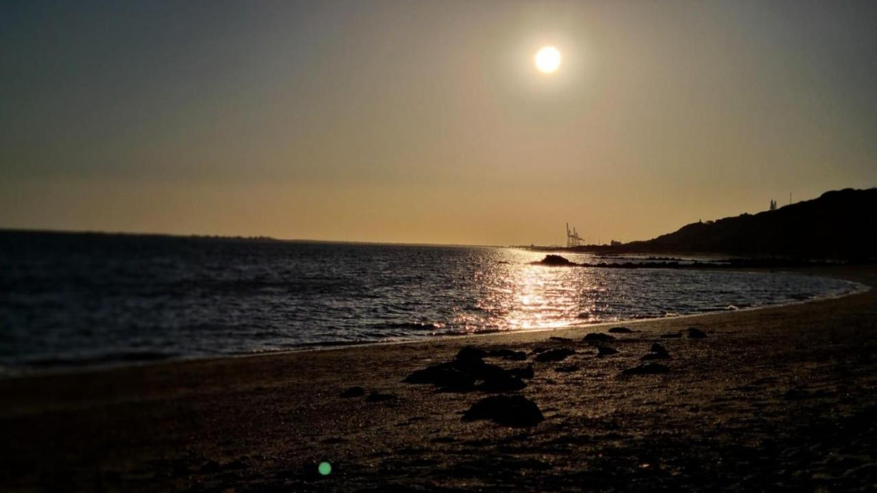 El Apartamento De Amy Con Vistas Al Mar Mazagón Екстериор снимка