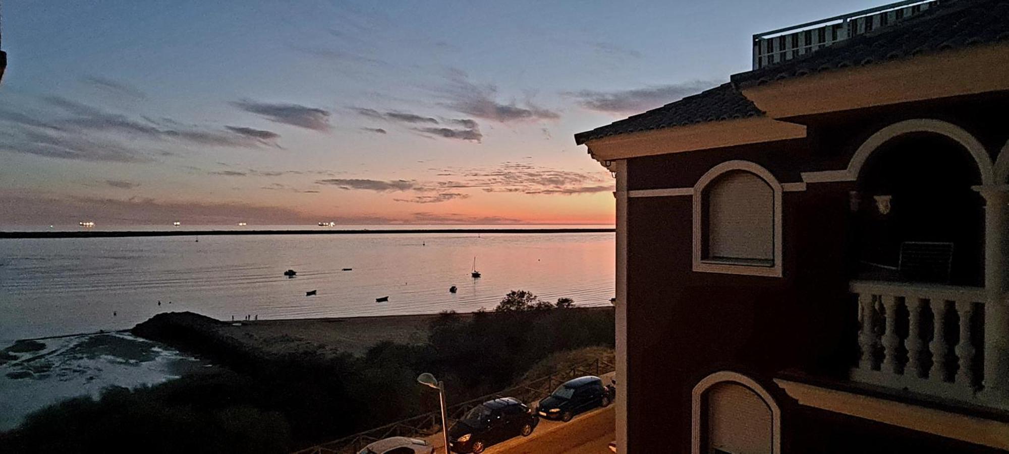 El Apartamento De Amy Con Vistas Al Mar Mazagón Екстериор снимка